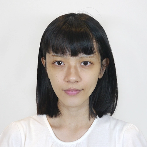 フラクショナルRF施術を受ける前の沙夜様30代